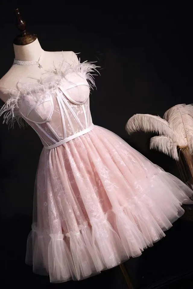 A-Line Pink Sweetheart Tulle Short Prom Dress Homecoming Dress With Feather UQH0079