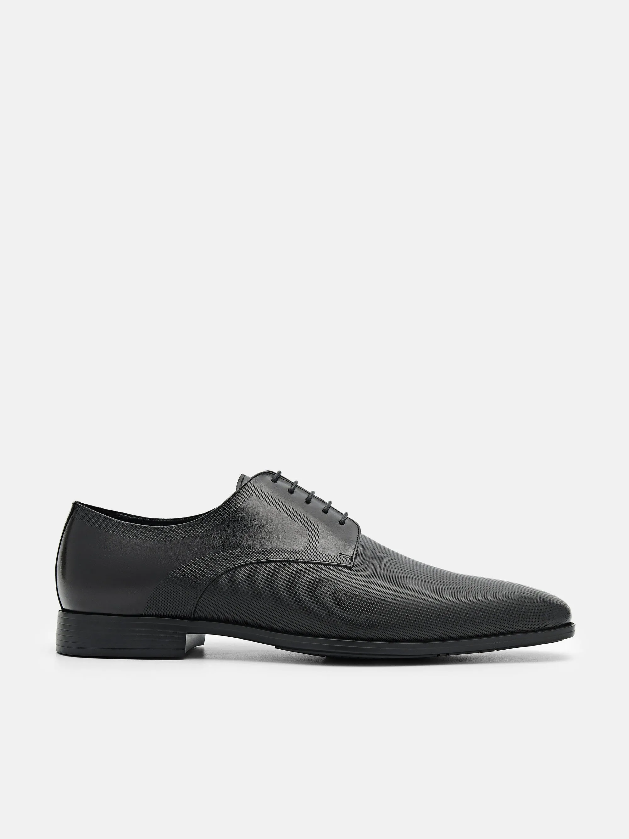 Altitude Lightweight Embossed Leather Derby Shoes