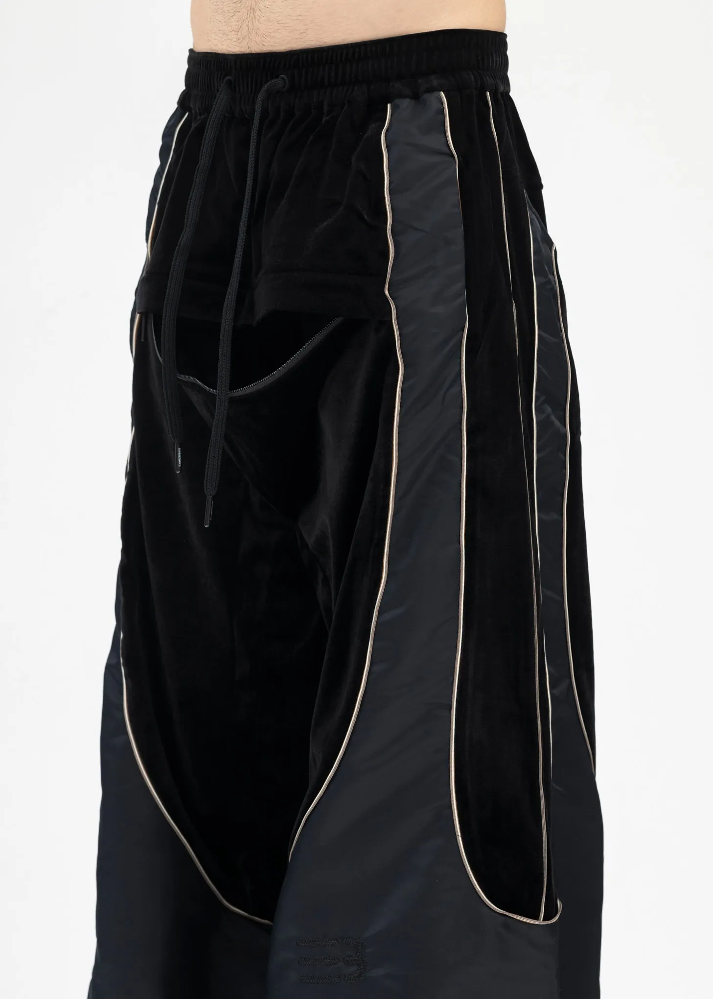 EUPHORIC BLACK EIGHTH WIDE TRACK TROUSERS
