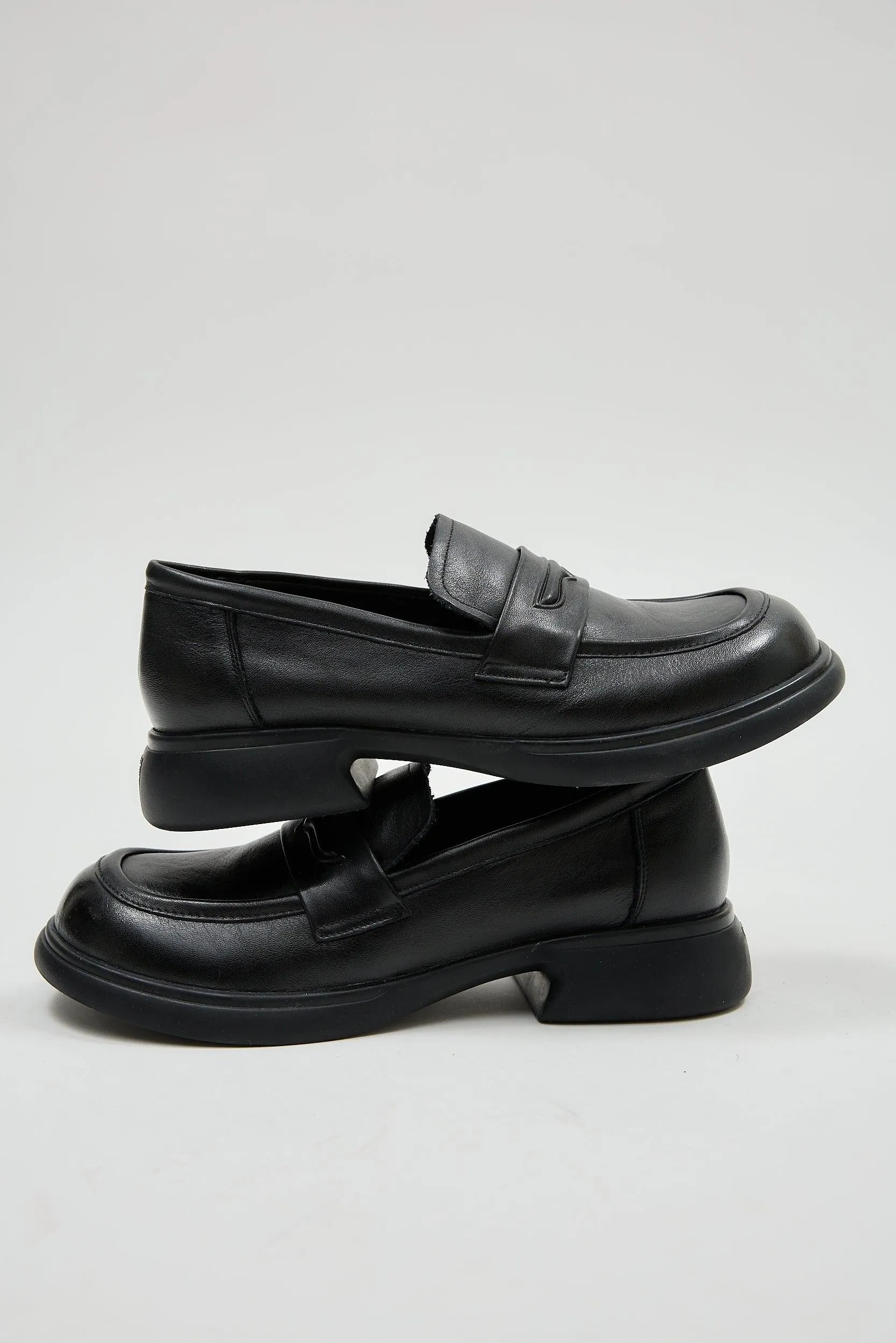 Filia Black