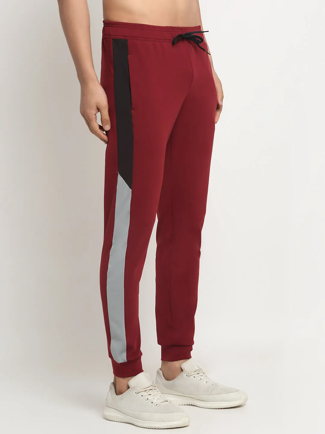 Invincible Men's Contrast Jogger