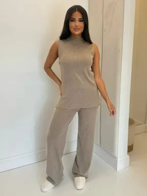 Lrya taupe sleeveless 2 piece set