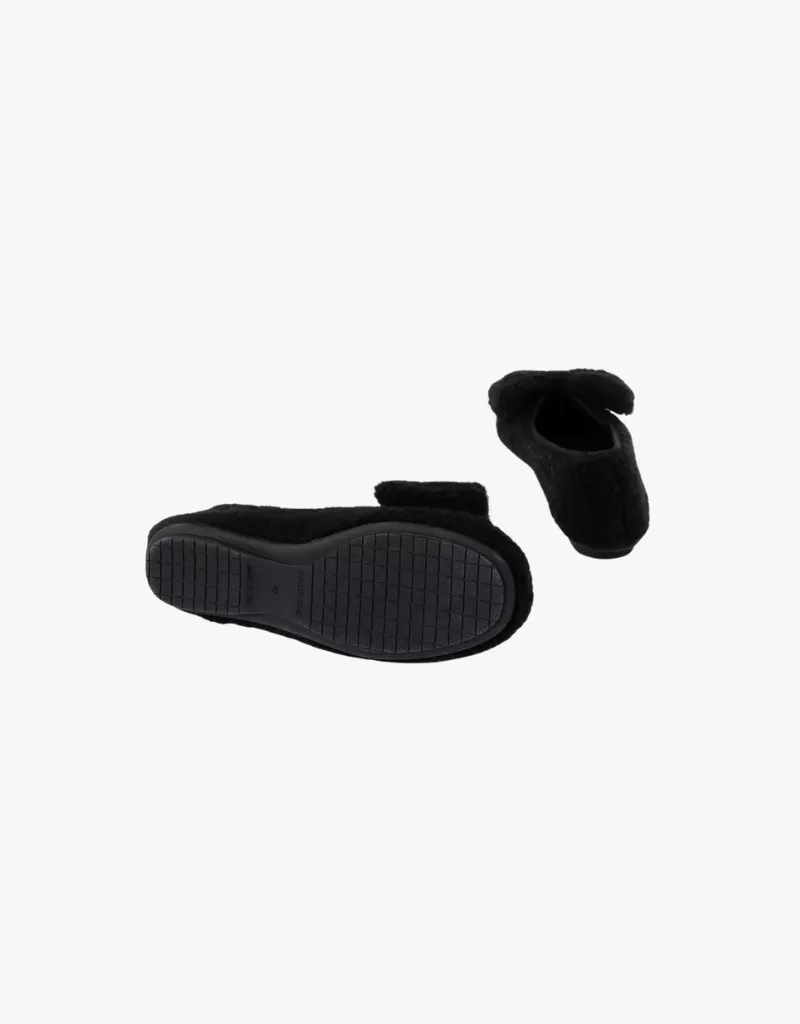 Penelope Chilvers Celeste Shearling Bow Slippers in Black