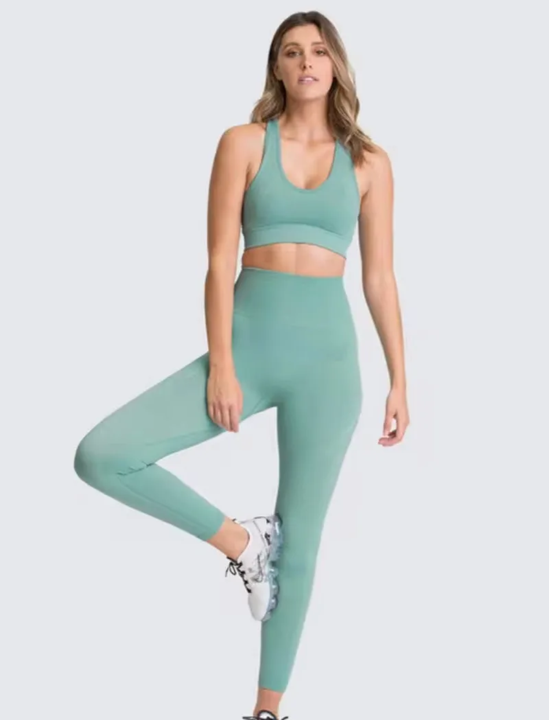 Seamless Hyperflex Women's Athletic Workout Set: Long Sleeve Crop Top and High Waist Leggings (2 Pieces)