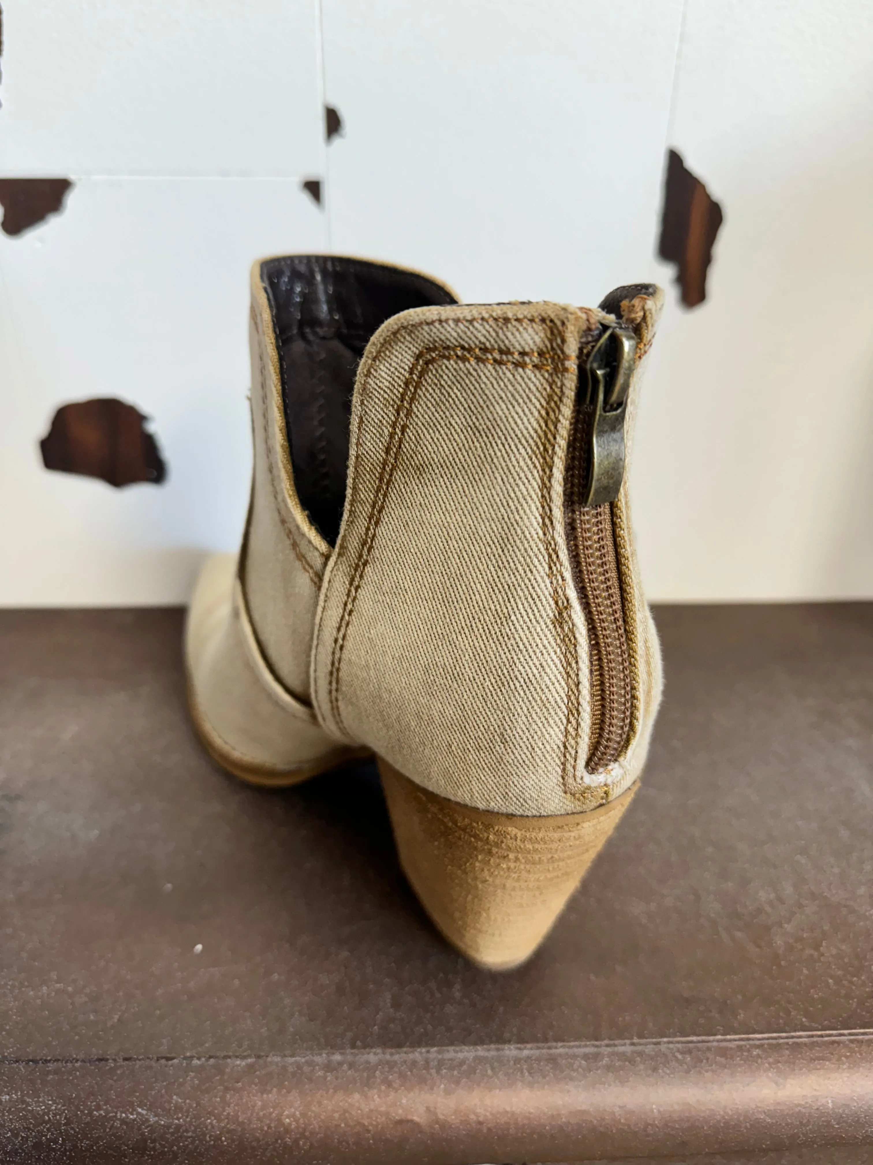 Smoke Show - Washed Beige Denim