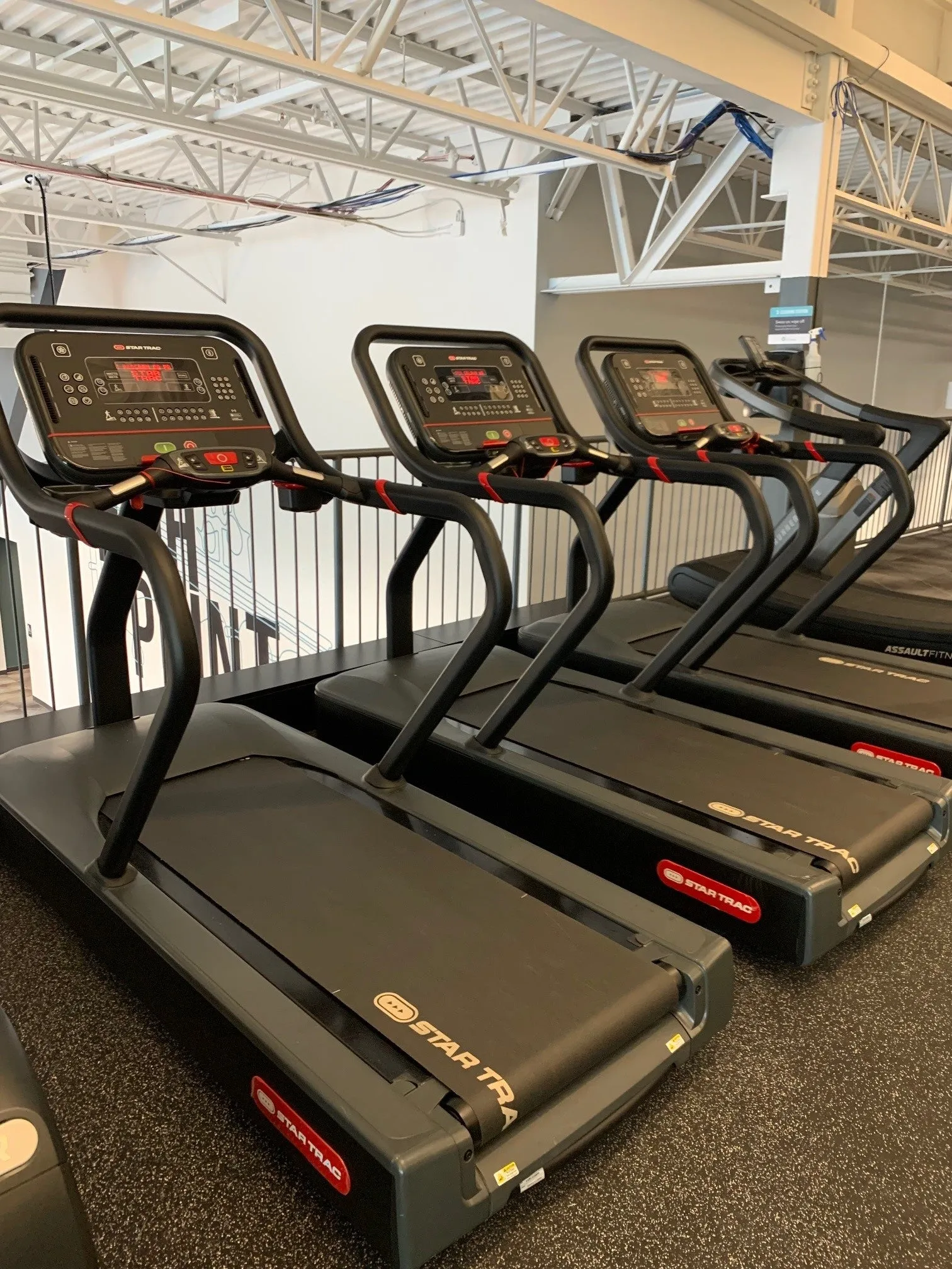 Star Trac STRX Treadmill w/ LCD - New